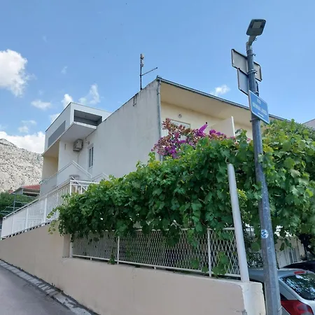 Apartmani Makarska *
