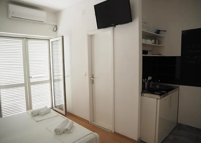 Apartmani Makarska *