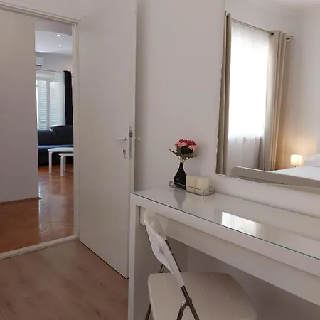 דירה Apartmani Makarska מאקרסקה